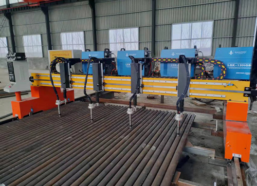 數(shù)控等離子多頭切割機(jī) 數(shù)控等離子多頭切割機(jī)